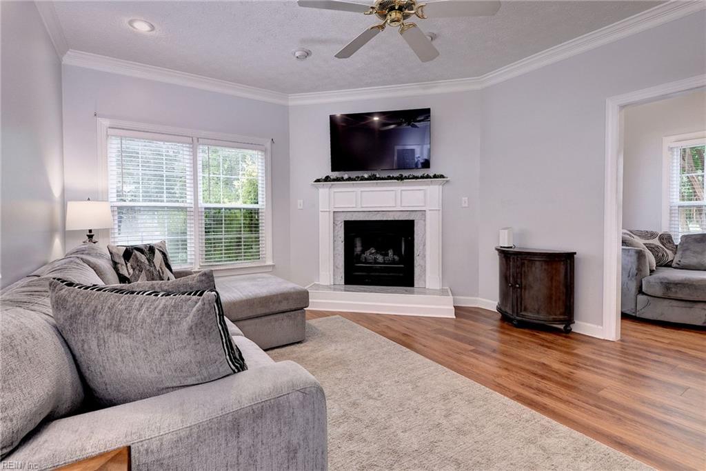 100 E Wedgwood Dr Property Photo 8