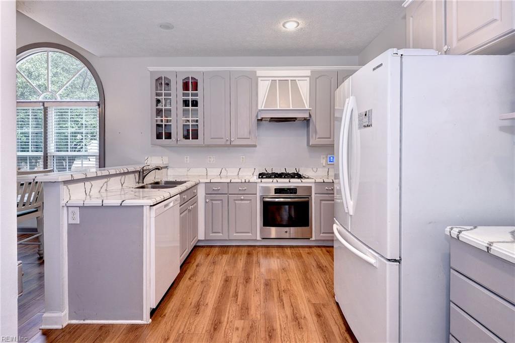 100 E Wedgwood Dr Property Photo 13