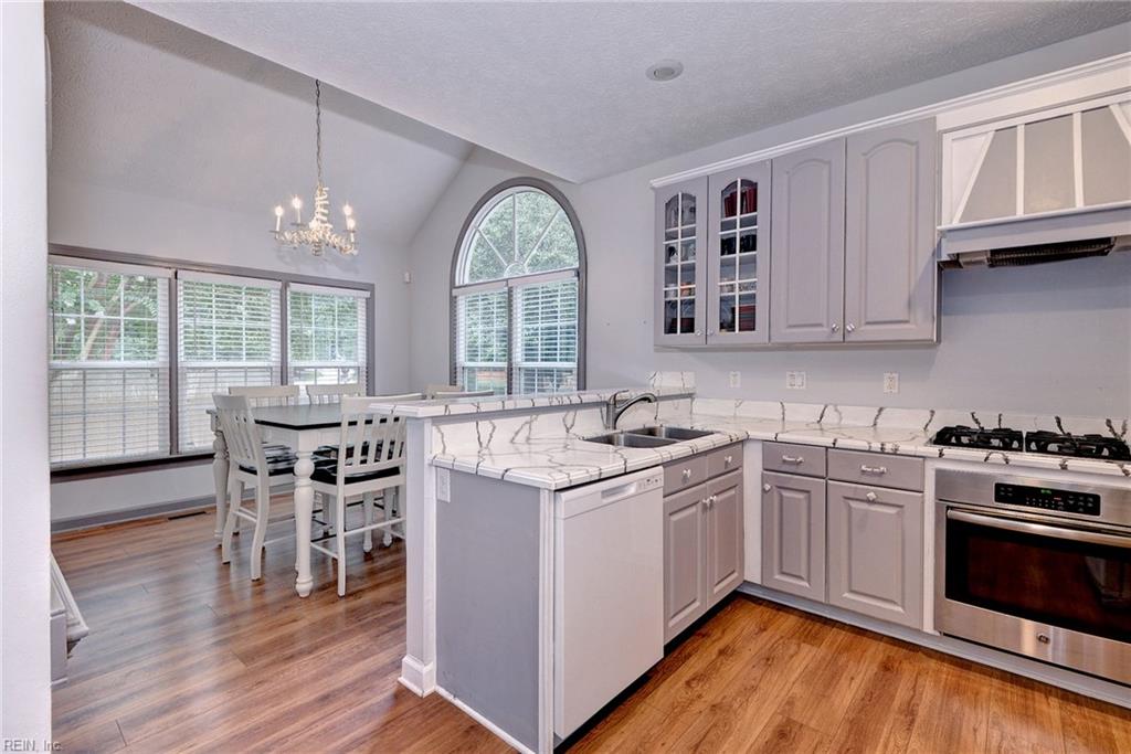 100 E Wedgwood Dr Property Photo 15