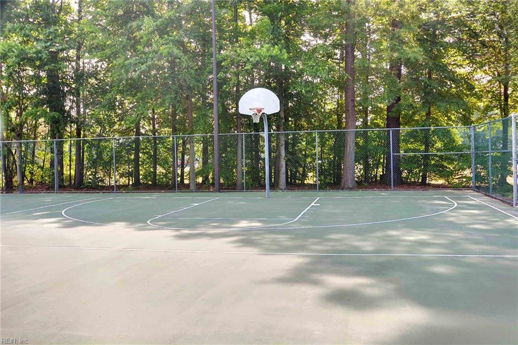 100 E Wedgwood Dr Property Photo 43