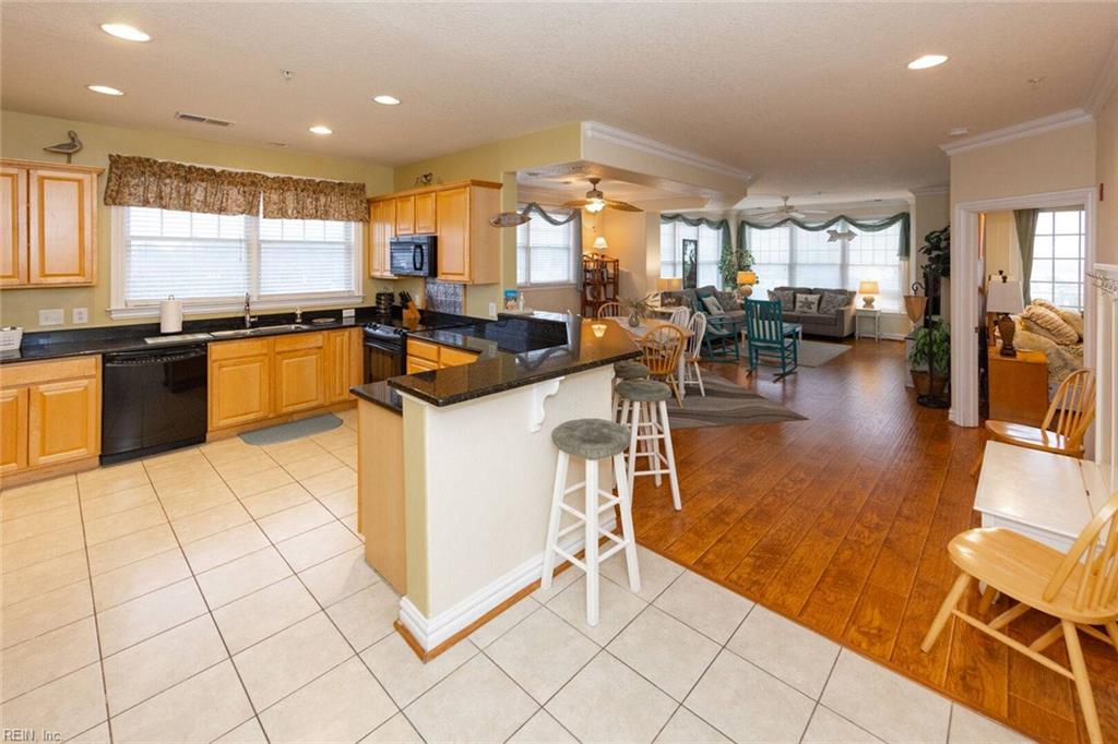 204 Sandbridge Rd Property Photo 6