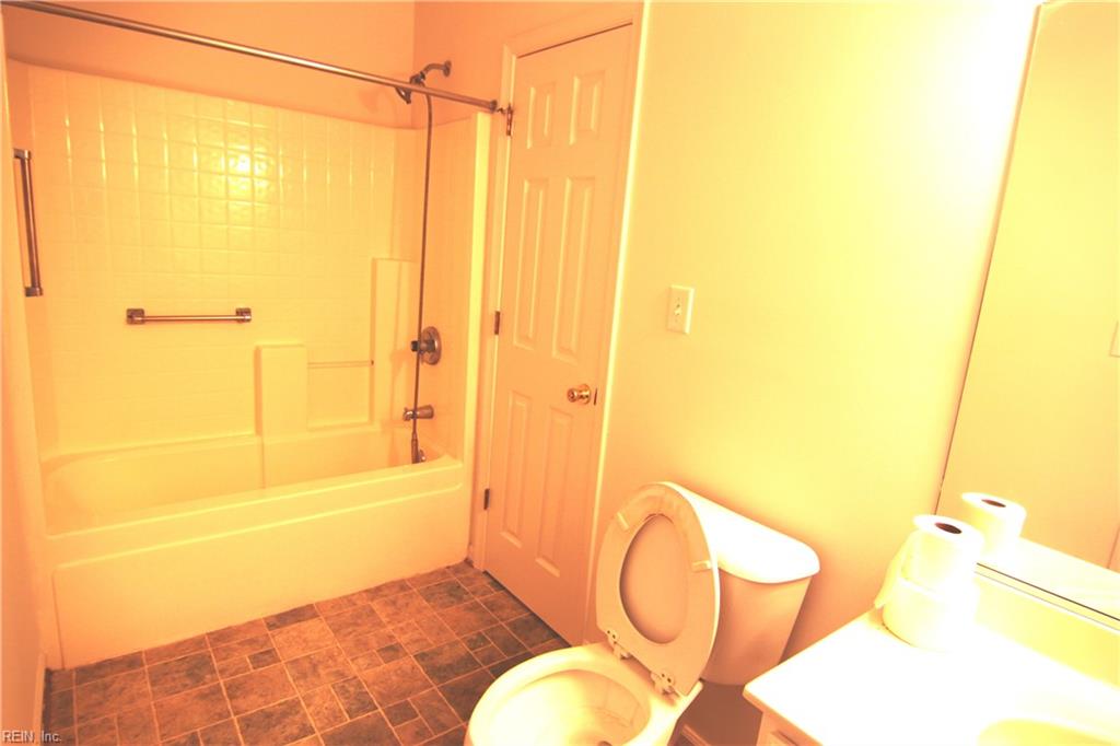 1641 Orchard Grove Dr Property Photo 8