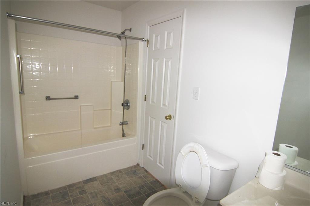 1641 Orchard Grove Dr Property Photo 14