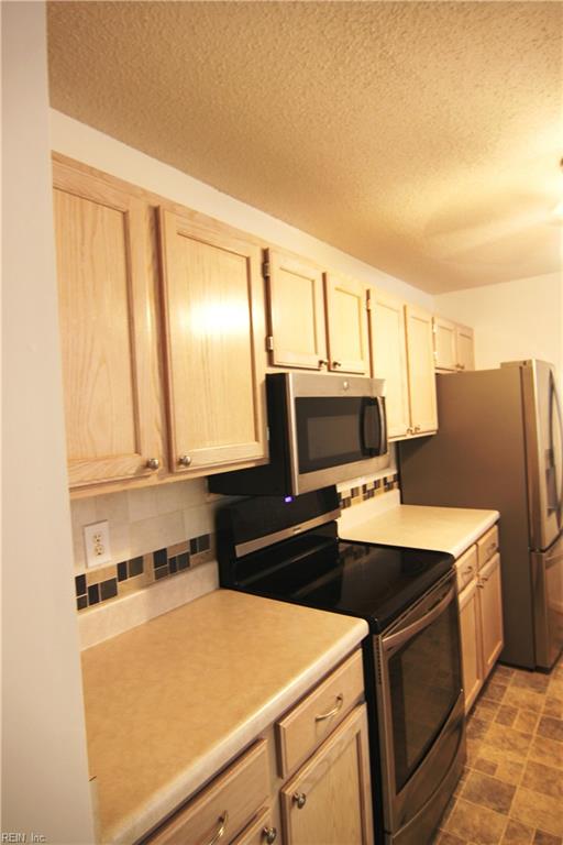 1641 Orchard Grove Dr Property Photo 22
