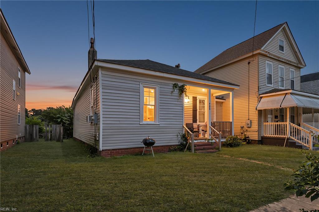 706 Forbes St Property Photo 1