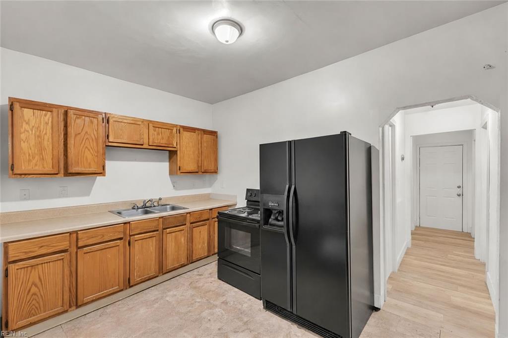 706 Forbes St Property Photo 6
