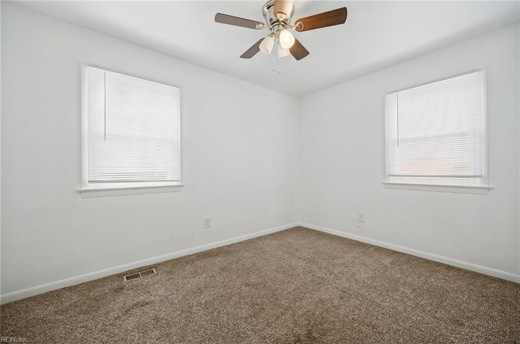 4814 82nd St Property Photo 19