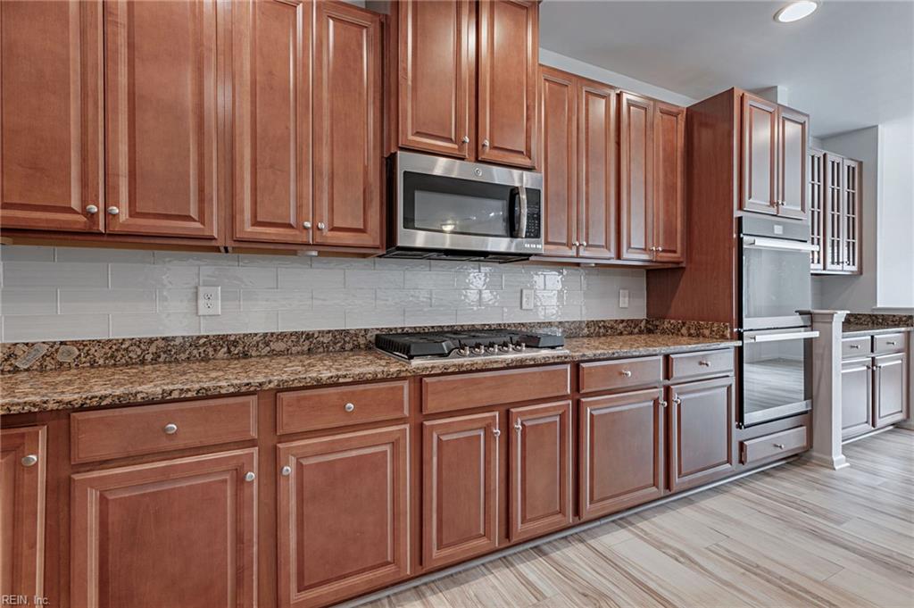 510 Loggerhead Dr Property Photo 11