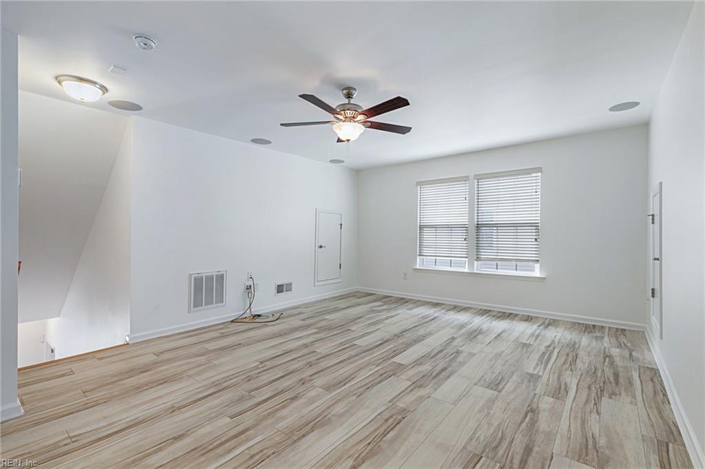 510 Loggerhead Dr Property Photo 23