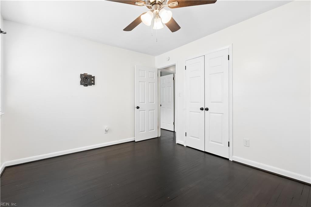 208 Collins Dr Property Photo 27