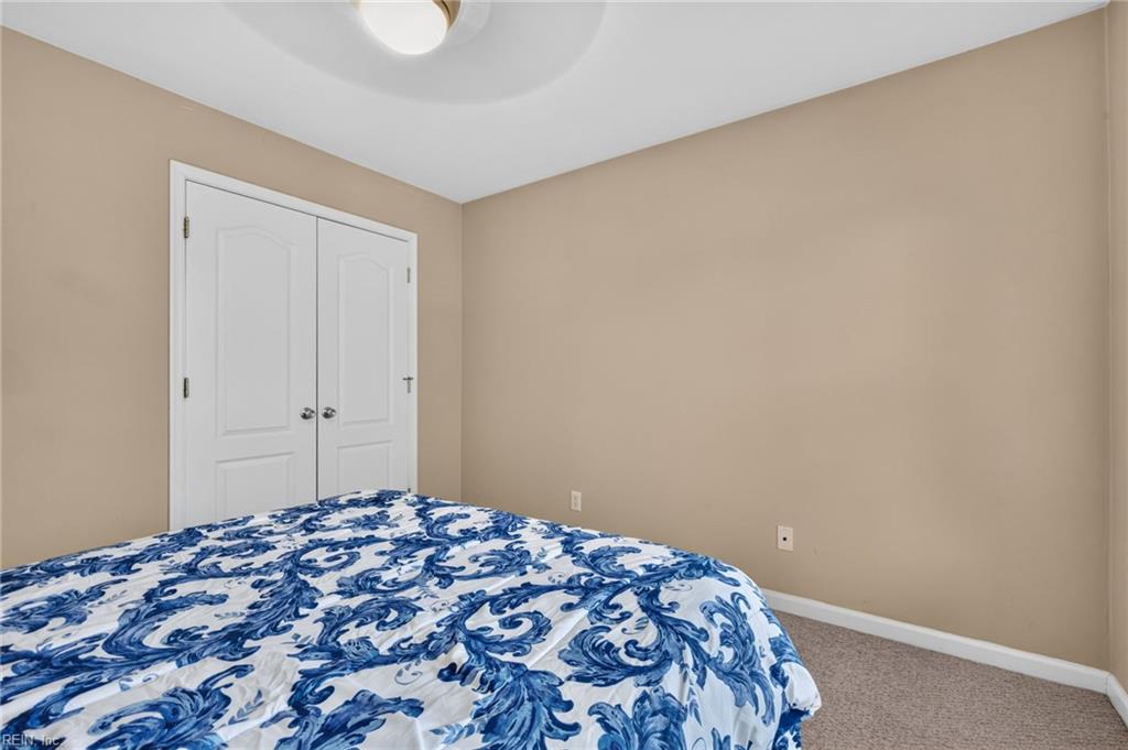 948 Stanhope Gdns Property Photo 34