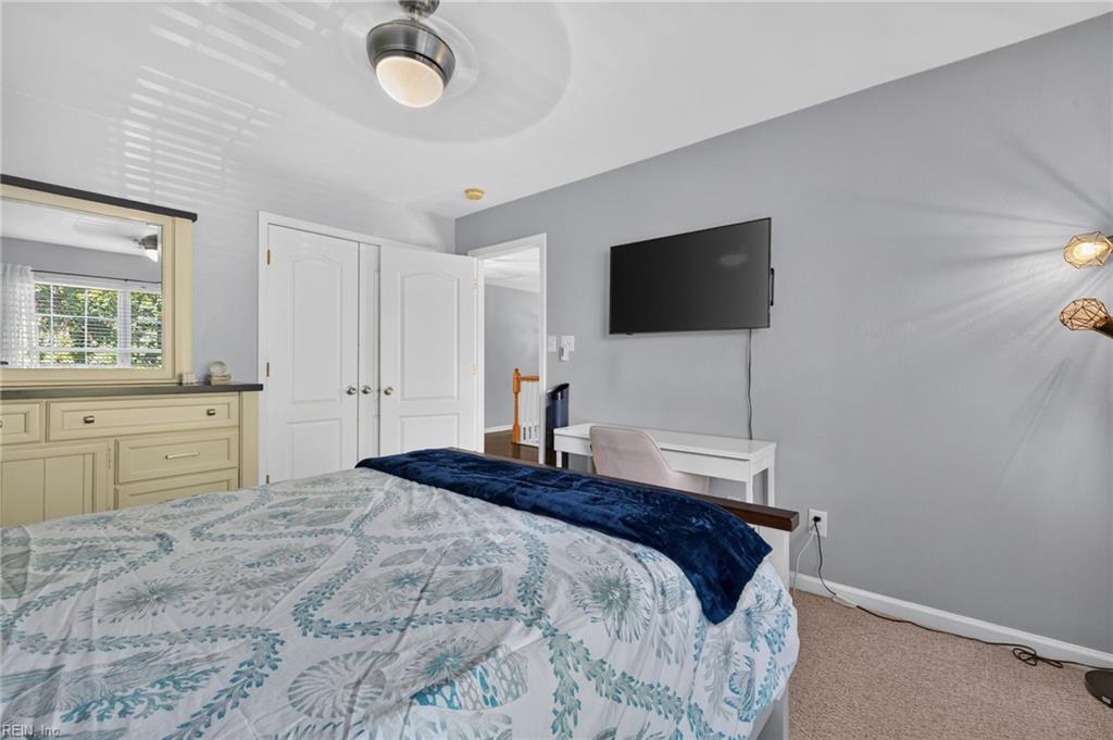 948 Stanhope Gdns Property Photo 36