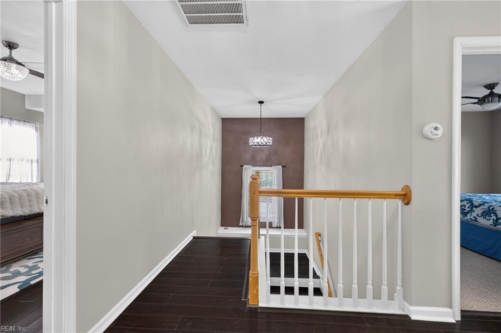 948 Stanhope Gdns Property Photo 43