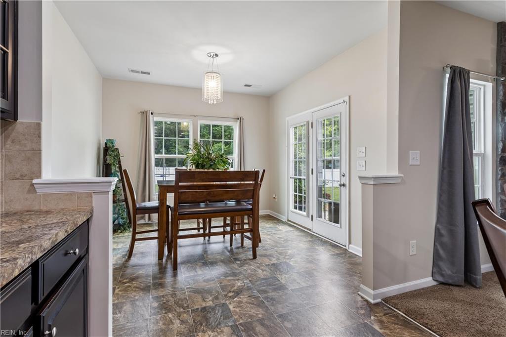 505 Loggerhead Dr Property Photo 24