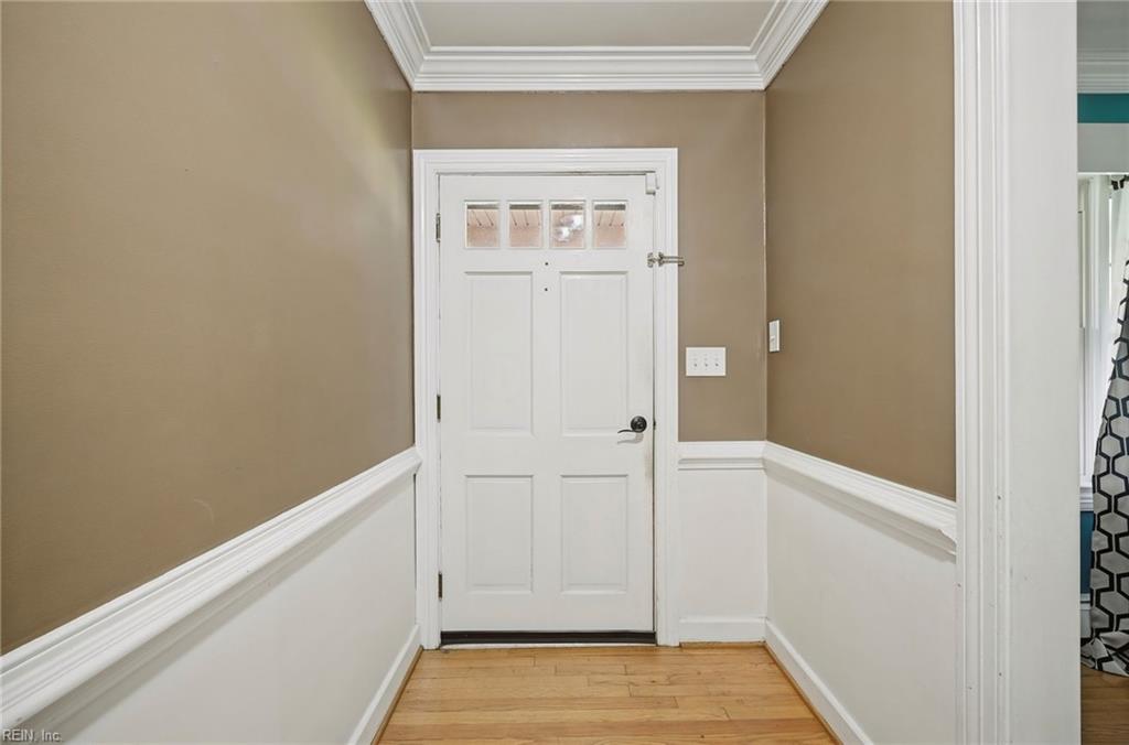 916 Maryland Ave Property Photo 3