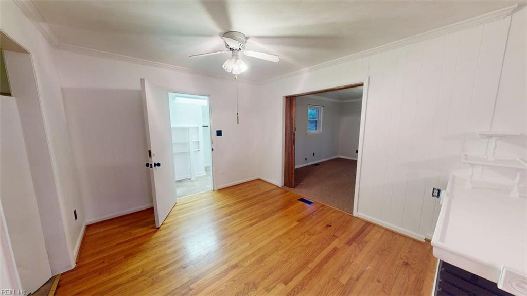 58 College Pl Property Photo 9