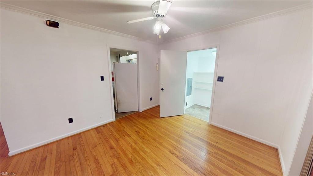 58 College Pl Property Photo 10