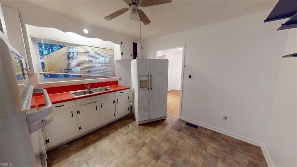 58 College Pl Property Photo 12