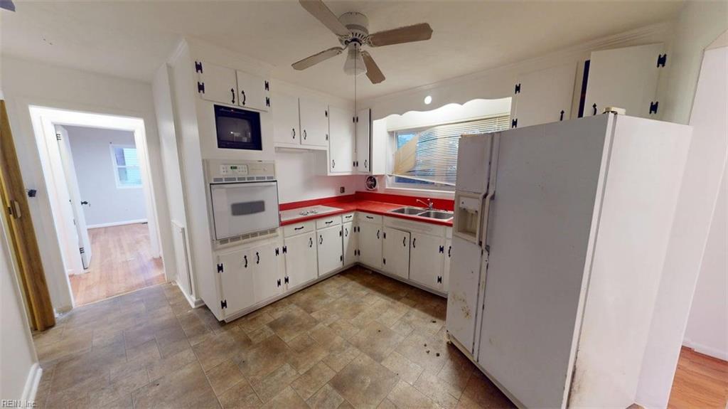 58 College Pl Property Photo 13