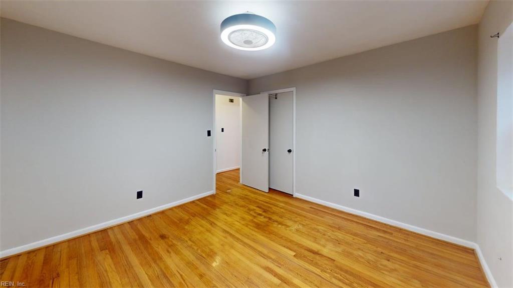 58 College Pl Property Photo 32