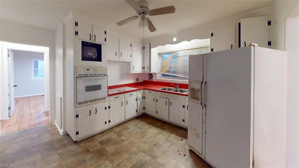 58 College Pl Property Photo 37