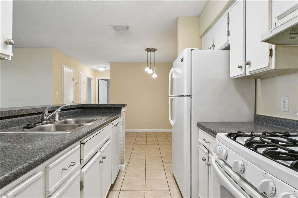 12622 Daybreak Cir Property Photo 8