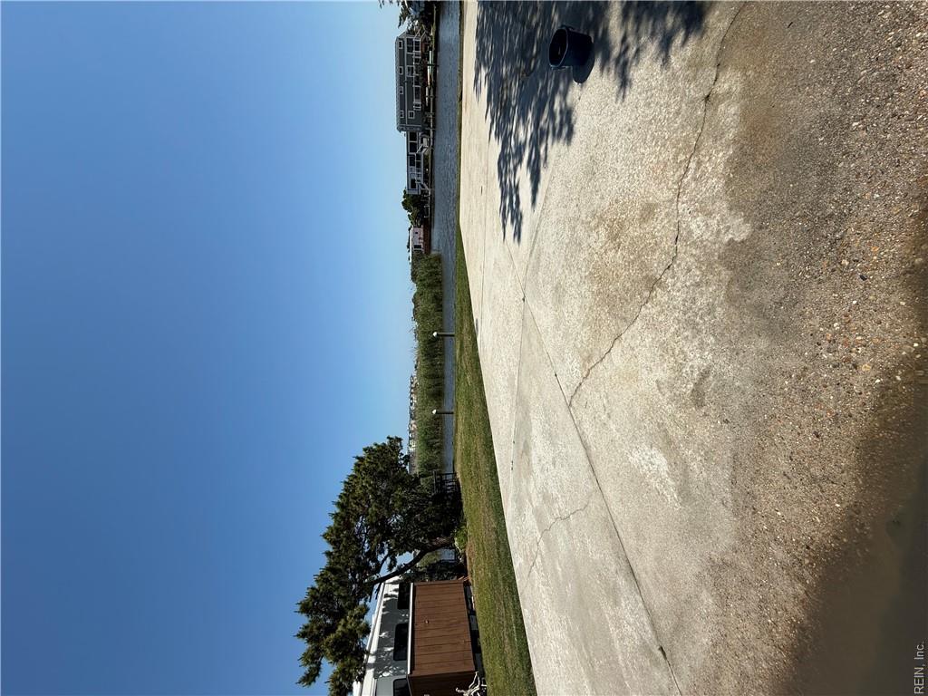 3665 Sandpiper Rd Property Photo 4