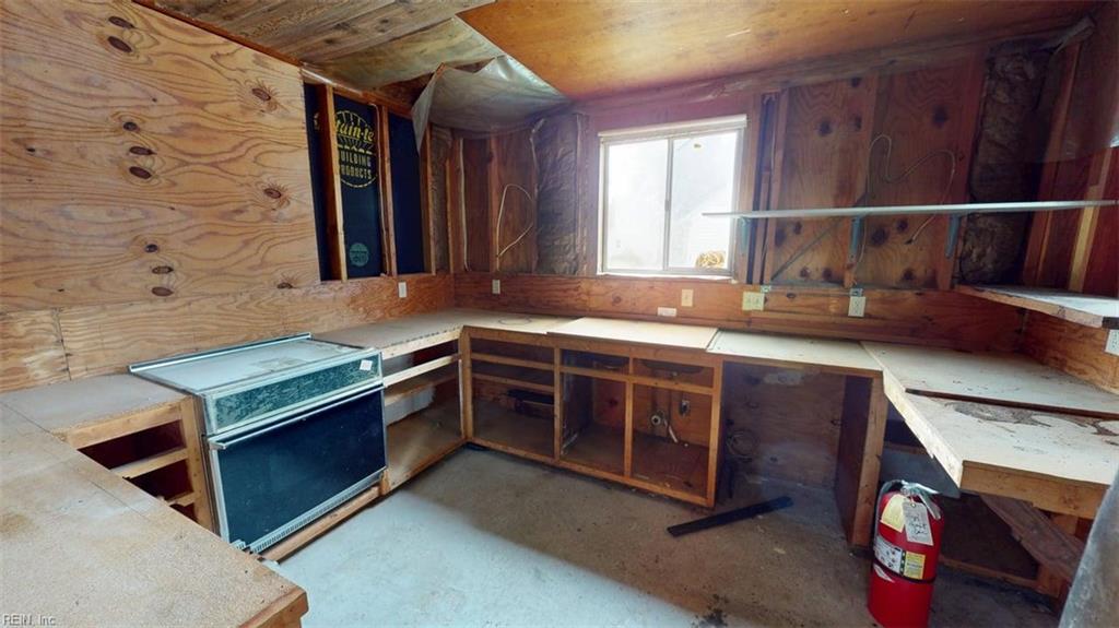 829 Round Bay Cir Property Photo 16