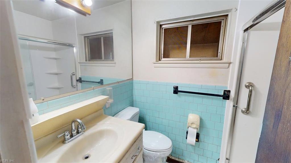 829 Round Bay Cir Property Photo 24