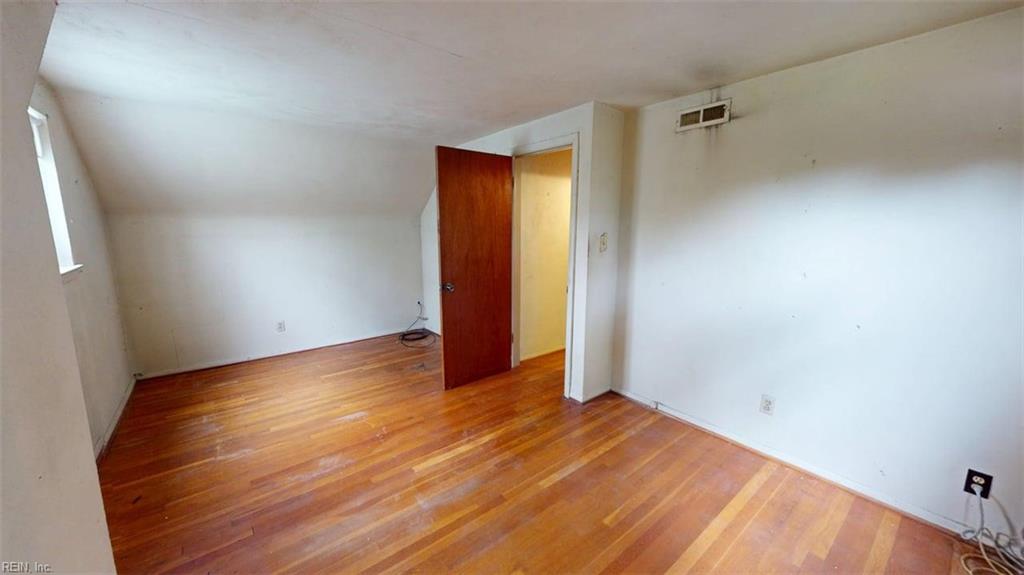 829 Round Bay Cir Property Photo 31