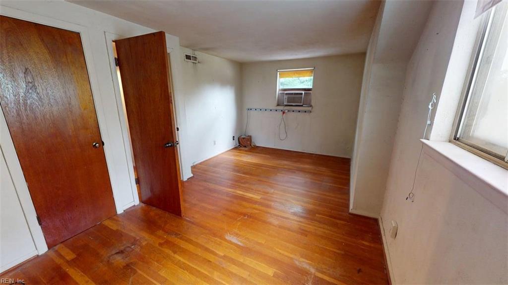 829 Round Bay Cir Property Photo 33