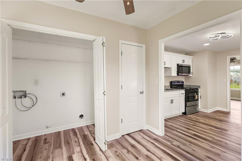 10 Langley Cir Property Photo 9