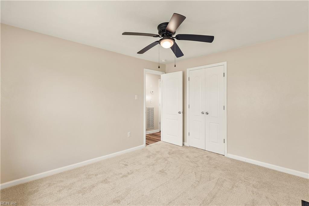 10 Langley Cir Property Photo 16