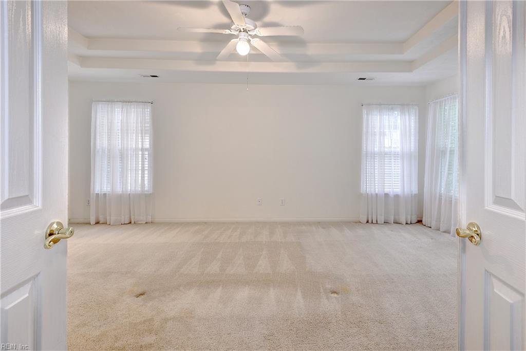 135 Waters Edge Dr Property Photo 21