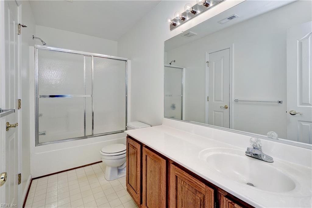 135 Waters Edge Dr Property Photo 28