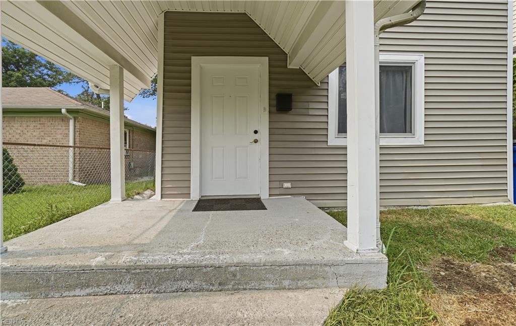 120 Forrest Ave Property Photo 3