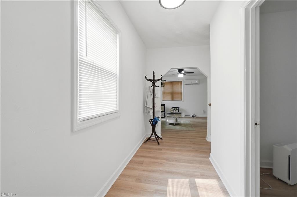 120 Forrest Ave Property Photo 6