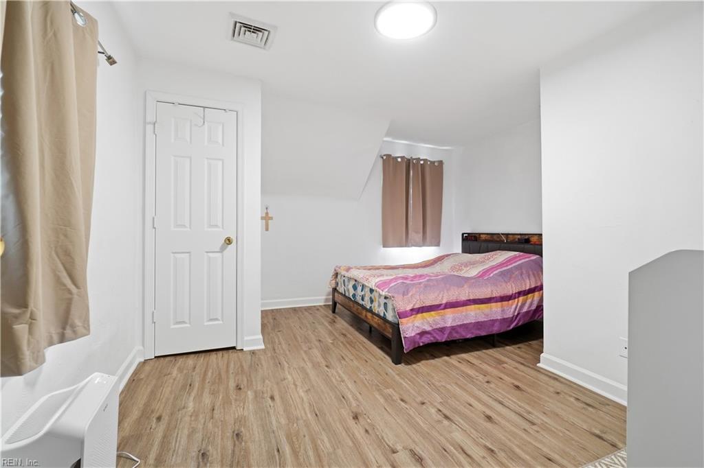 120 Forrest Ave Property Photo 25
