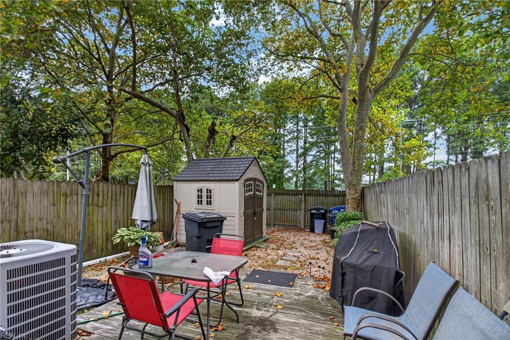 937 Monarch Dr Property Photo 20