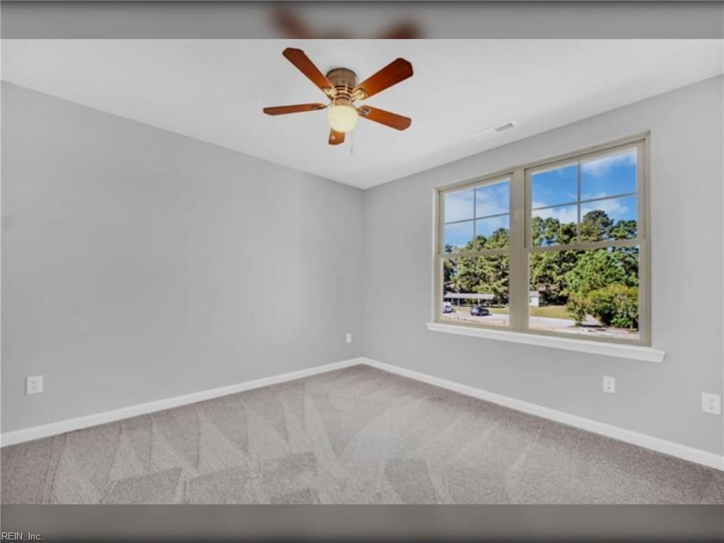 200 Seasons Cir Property Photo 16