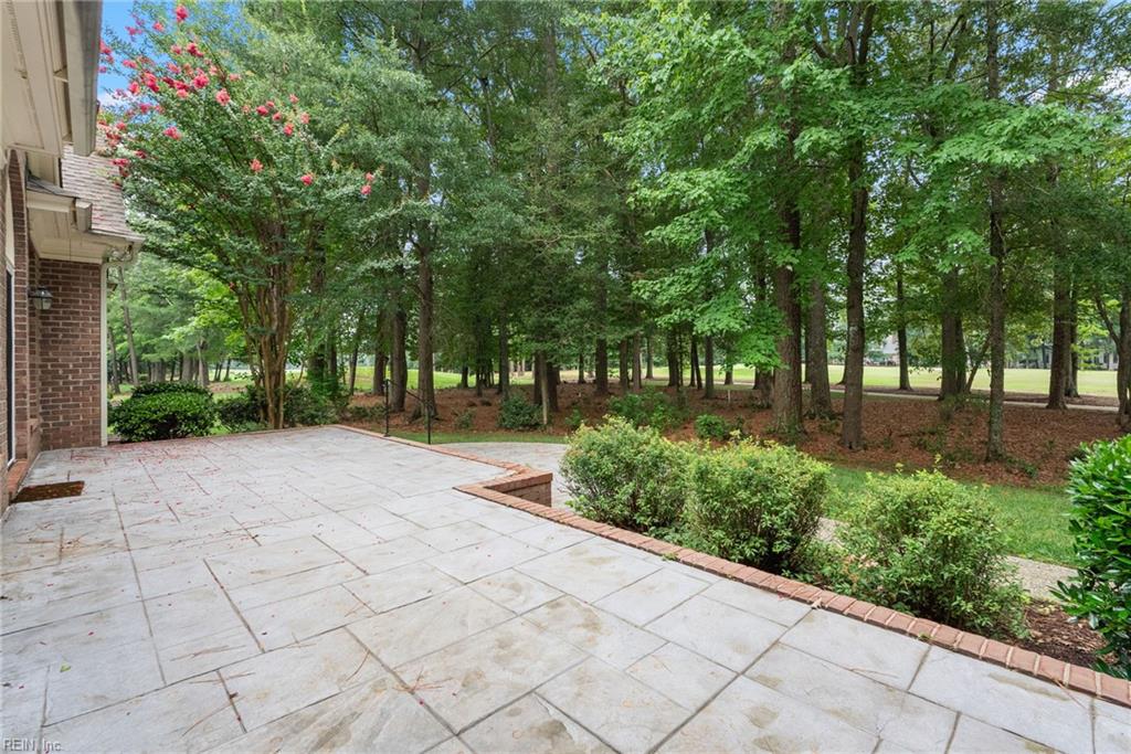 2052 Hornes Lake Rd Property Photo 2