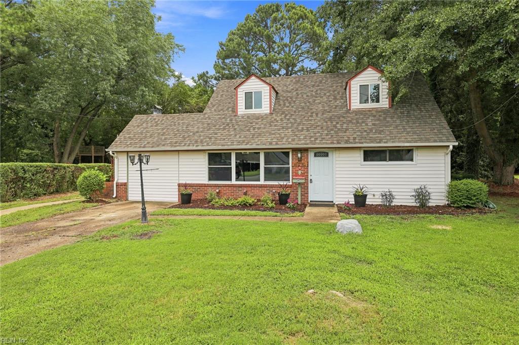 1421 Ardmore Cir Property Photo 1