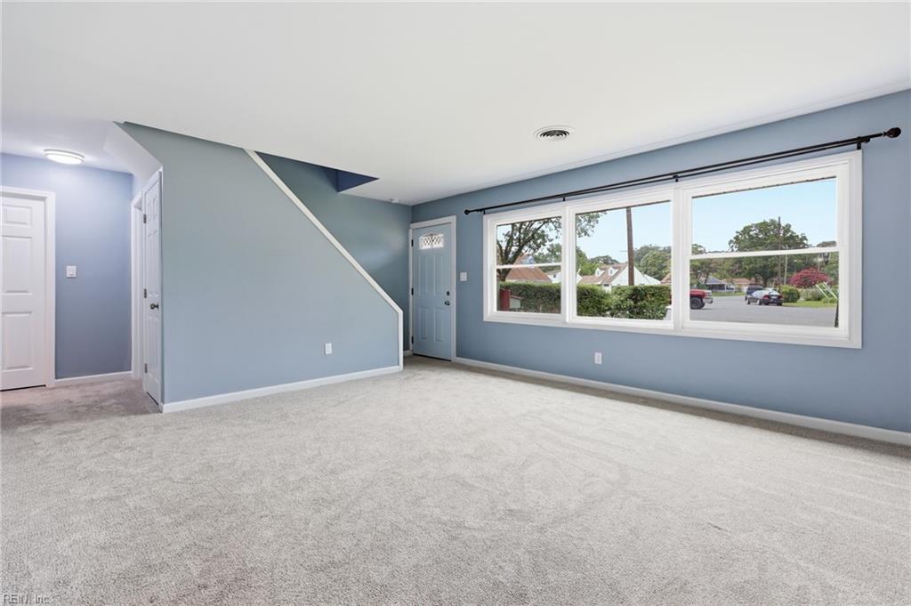 1421 Ardmore Cir Property Photo 15