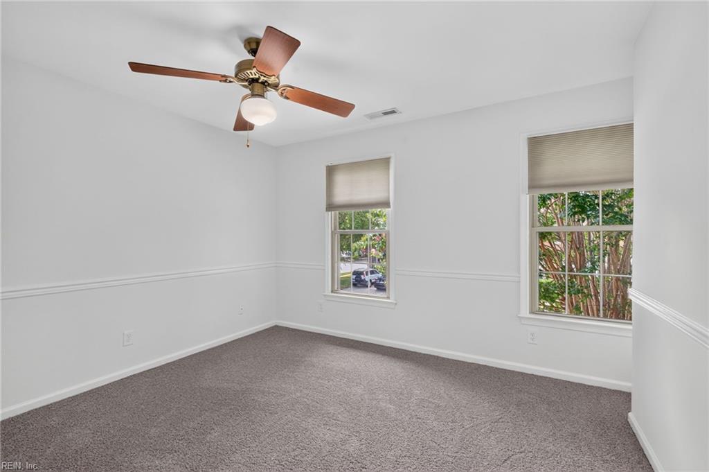 1004 Tottenham Ln Property Photo 35