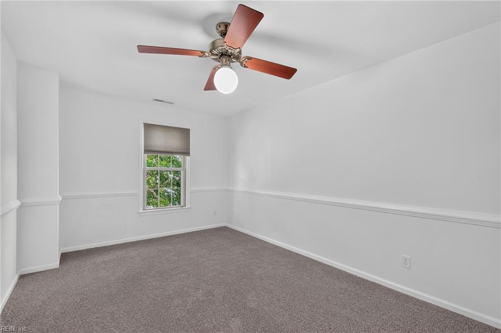 1004 Tottenham Ln Property Photo 38
