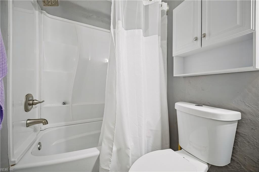 1961 Ravencroft Ln Property Photo 8
