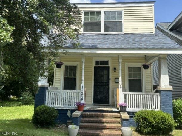 1524 Mathews Ter Property Photo 1