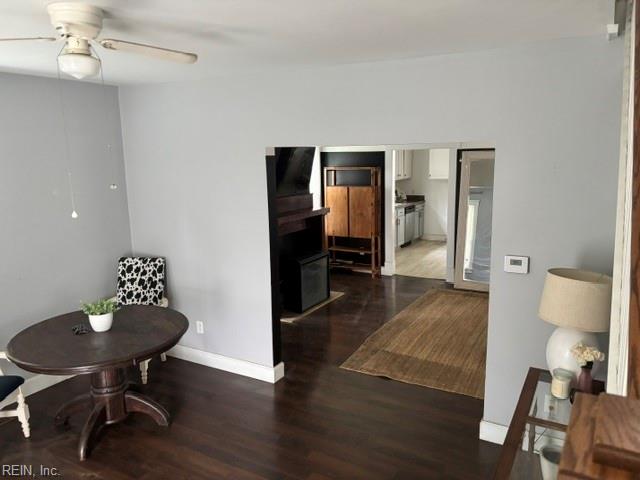 1524 Mathews Ter Property Photo 9