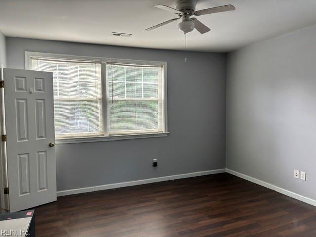 1524 Mathews Ter Property Photo 23
