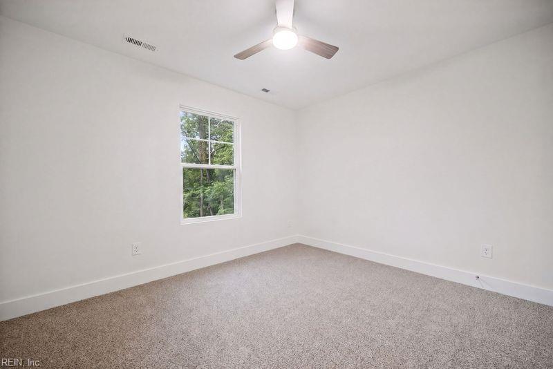 209 Hunter St Property Photo 17